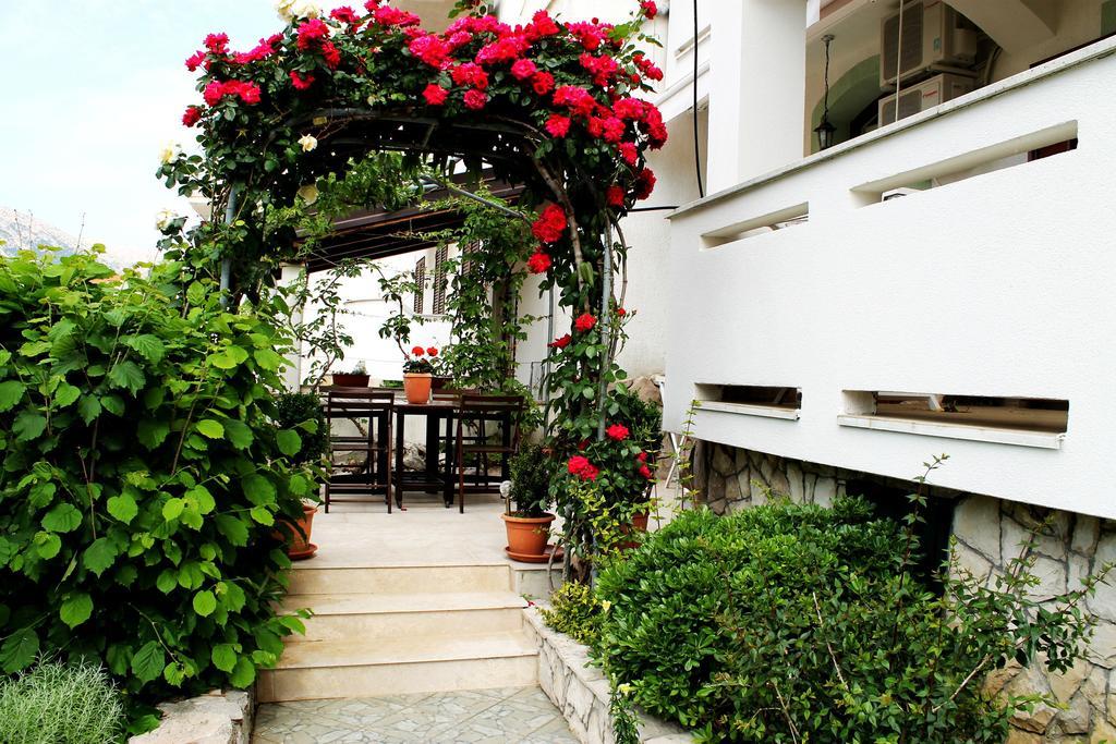 Apartments Frgacic Baška Cameră foto